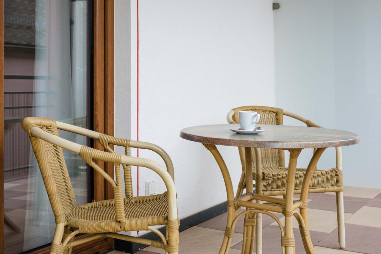 Hotel Bayrischer Loewe Osterhofen Ngoại thất bức ảnh