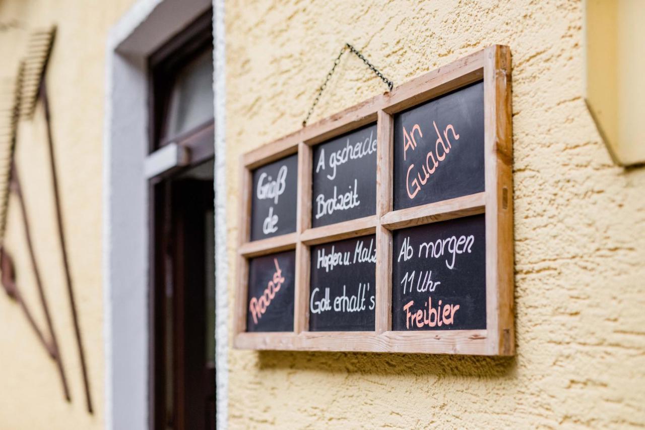 Hotel Bayrischer Loewe Osterhofen Ngoại thất bức ảnh